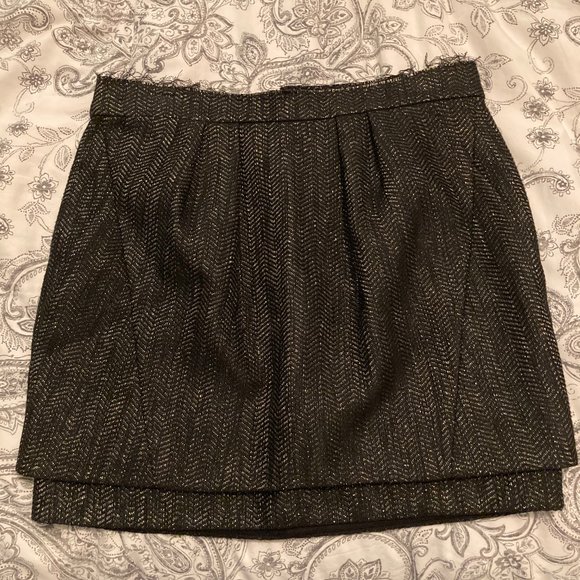 Maje Dresses & Skirts - Maje pleated black & gold, tiered raw-edge skirt